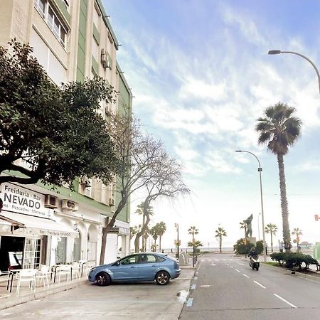 Holidays2Malaga Tomas De Echeverria 150 Mts To Beach & High Speed Wifi & Parking Apartment ภายนอก รูปภาพ