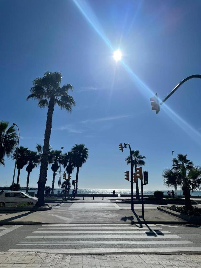 Holidays2Malaga Tomas De Echeverria 150 Mts To Beach & High Speed Wifi & Parking Apartment ภายนอก รูปภาพ